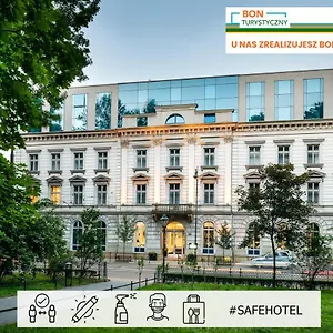 rezervați aici